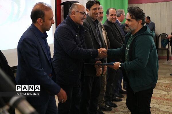 اختتامیه چهل و یکمین جشنواره فرهنگی هنری در آذربایجان غربی