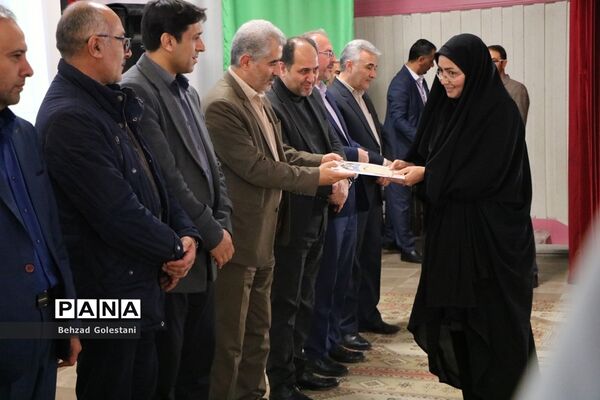 اختتامیه چهل و یکمین جشنواره فرهنگی هنری در آذربایجان غربی
