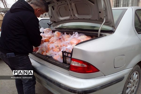 پویش یلدای مهربانی در مدارس حاشیه شهر