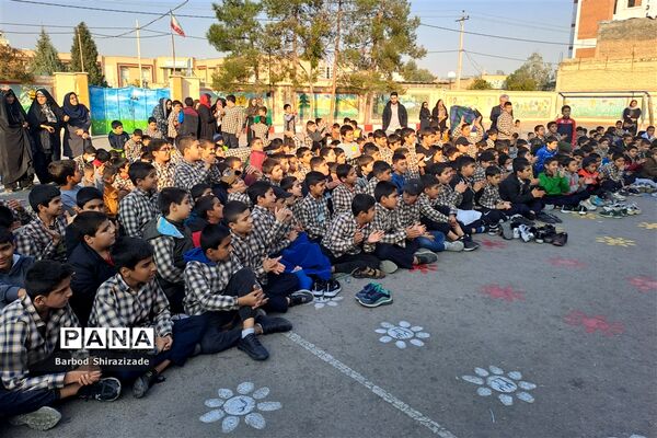 جشن شب یلدا در دبستان‌های ناحیه 3 شیراز