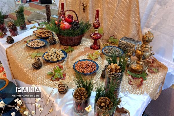 جشن شب یلدا در دبستان‌های ناحیه 3 شیراز