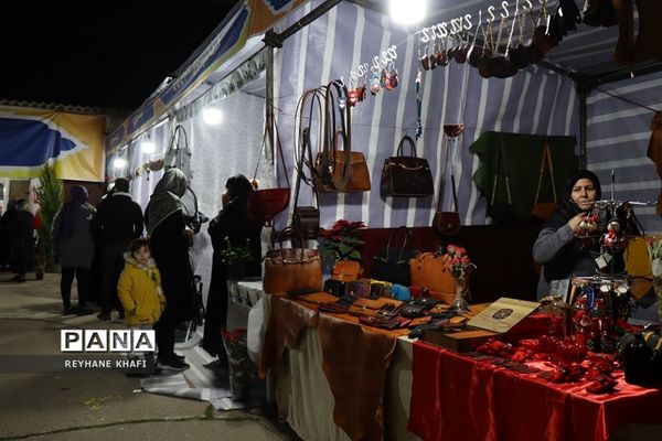 نمایشگاه توانمندسازی و کارآفرینی مردم پایه (تکام)