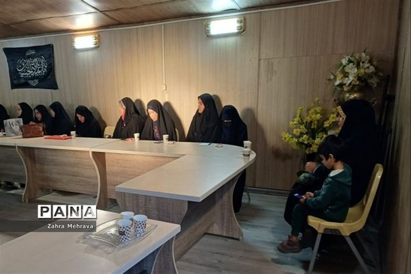 نشست علمی پژوهشی در فرهنگسرای طاووسیه