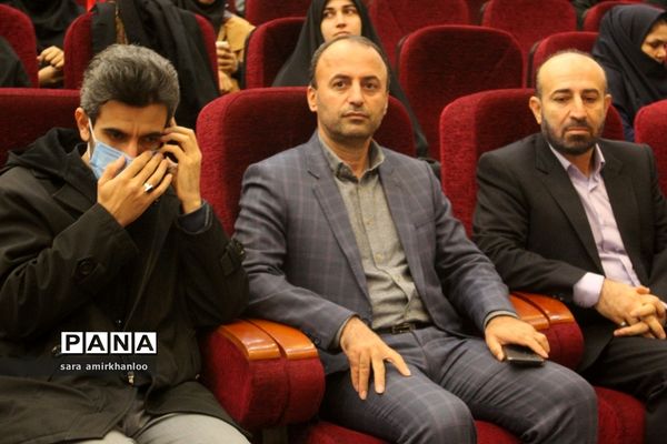 نمایشگاه دستاوردهای دانش‌آموزان هنرستانی در گلوگاه