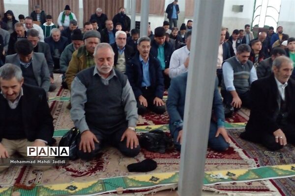 اقامه نماز جمعه نصیر شهر در مسجد قمر بنی هاشم