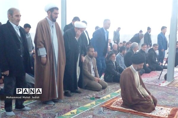 اقامه نماز جمعه نصیر شهر در مسجد قمر بنی هاشم