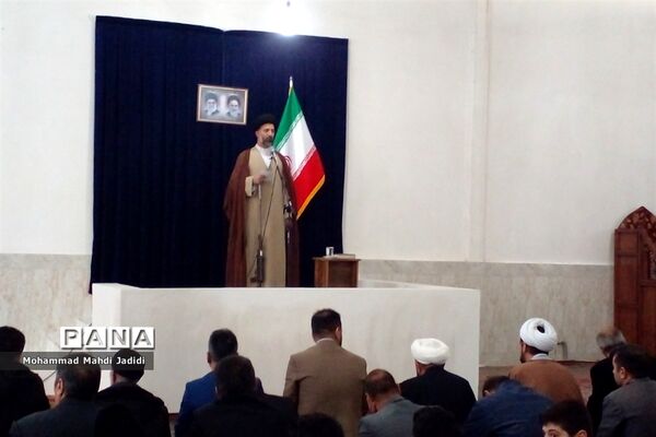 اقامه نماز جمعه نصیر شهر در مسجد قمر بنی هاشم