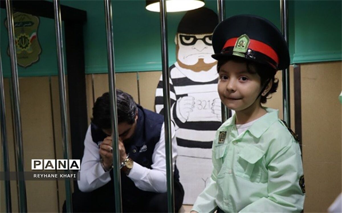 لی‌لی‌پوت‌ها در  جست‌وجوی شغل در شهرک مشاغل /فیلم