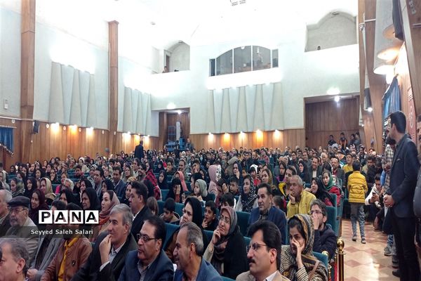 اختتامیه سومین جشنواره استانی شعر طنز شهاب ترشیزی