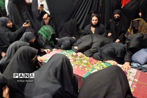 جلوه‌هایی از ارادت دانش‌آموزان مدارس قم به اهل بیت(ع) و شهدا-3