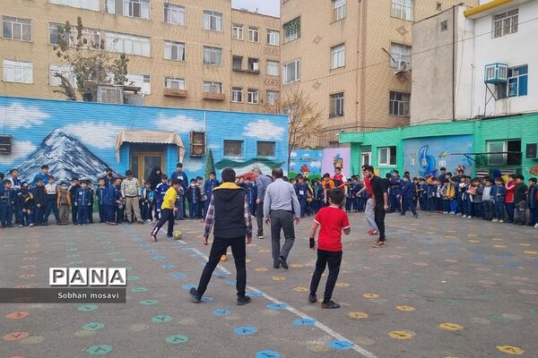 برگزاری مسابقات درون مدرسه‌ای صد در صد امیدستان در ناحیه 2  شهرری
