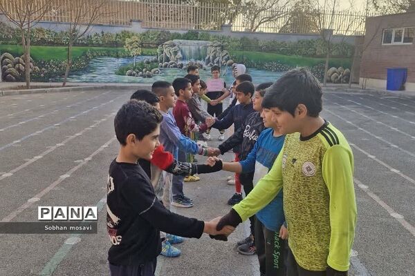 برگزاری مسابقات درون مدرسه‌ای صد در صد امیدستان در ناحیه 2  شهرری