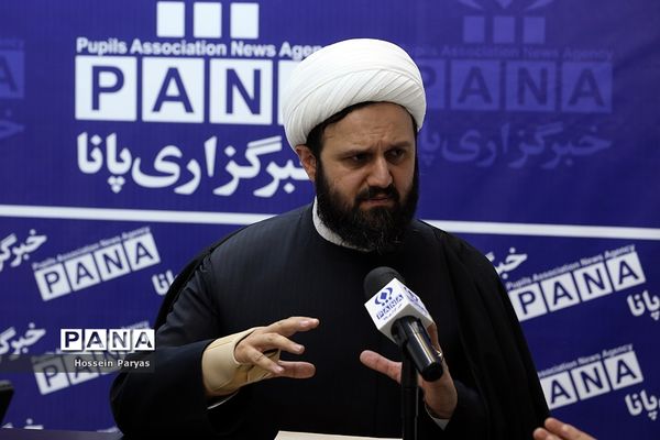 بازدید ﻣﺸﺎور وزﯾﺮ و دﺑﯿﺮ ﮐﻤﯿﺘﻪ ﻫﻤﮑﺎری‌ﻫﺎی ﺣﻮزه‌ﻫﺎی ﻋﻠﻤﯿﻪ و آﻣﻮزش و ﭘﺮورش از خبرگزاری پانا