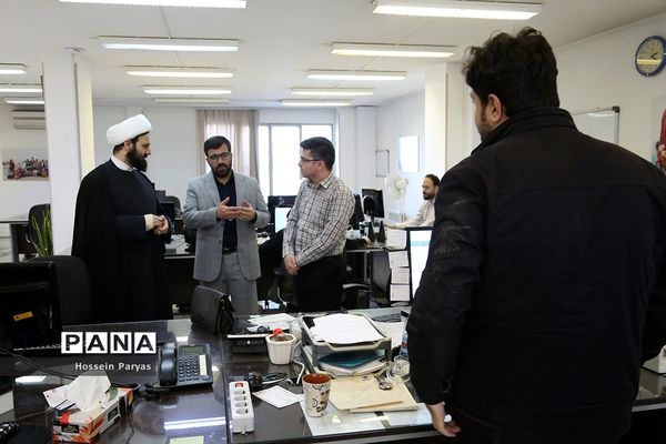 بازدید ﻣﺸﺎور وزﯾﺮ و دﺑﯿﺮ ﮐﻤﯿﺘﻪ ﻫﻤﮑﺎری‌ﻫﺎی ﺣﻮزه‌ﻫﺎی ﻋﻠﻤﯿﻪ و آﻣﻮزش و ﭘﺮورش از خبرگزاری پانا