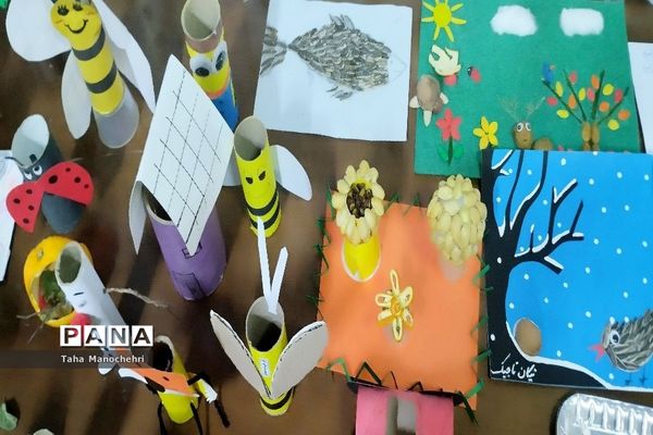 نمایشگاه کاردستی با وسایل دور ریختنی پایه اول در آموزشگاه علامه طباطبایی