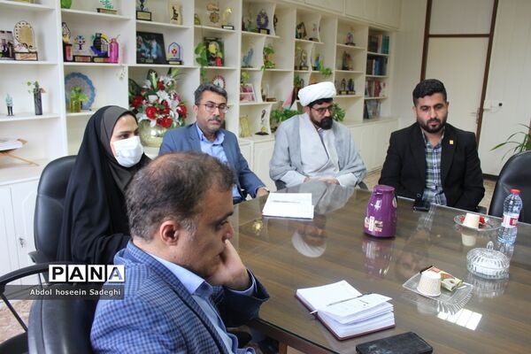 جلسه بزرگداشت چهارمین یادواره شهادت حاج قاسم سلیمانی ، هفته بصیرت و دهه مقاومت آموزش و پرورش استان بوشهر