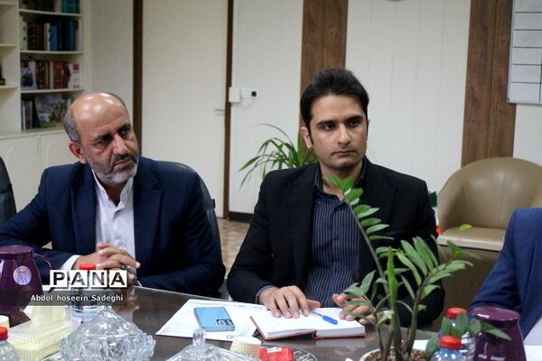 جلسه بزرگداشت چهارمین یادواره شهادت حاج قاسم سلیمانی ، هفته بصیرت و دهه مقاومت آموزش و پرورش استان بوشهر