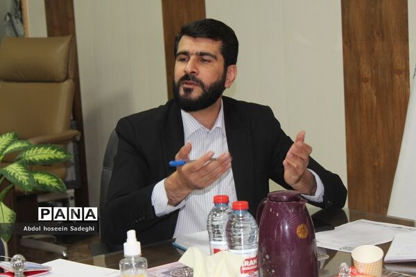 جلسه بزرگداشت چهارمین یادواره شهادت حاج قاسم سلیمانی ، هفته بصیرت و دهه مقاومت آموزش و پرورش استان بوشهر