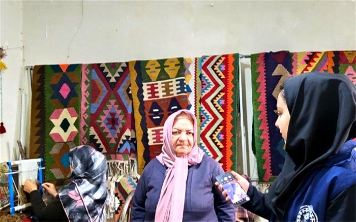 ۵۰۰ کارآموز در کارگاه بافندگی فرش طالقان مشغول به کارند