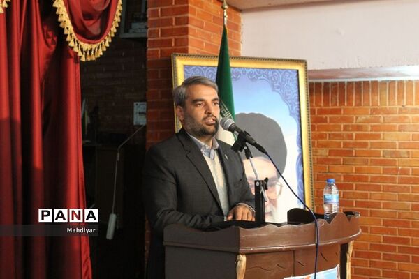 نشست کیفیت بخشی به عملکرد مدیریت مراکز آموزشی ویژه مدیران مدارس دولتی ورامین و شهر جوادآباد