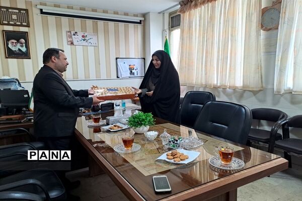 تقدیر از مدارس فعال در جذب تشکیلات پیشتازان منطقه ۱۰