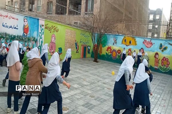 افتتاحیه طرح صد روز صد مسابقه و مسابقه داژبال در دبستان سارا شهرستان ملارد