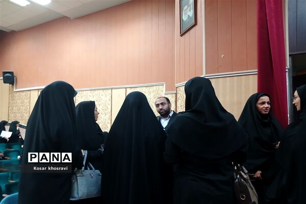 نشست رابطین پژوهشکده ناحیه ۷ مشهد مقدس