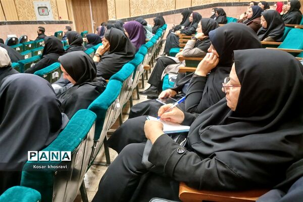 نشست رابطین پژوهشکده ناحیه ۷ مشهد مقدس