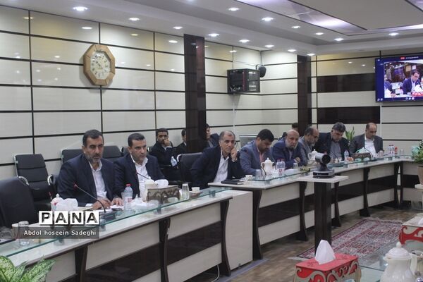 نشست تبیین برنامه ها و سیاست های صندوق ذخیره فرهنگیان  شهرستانها و مناطق استان  بوشهر