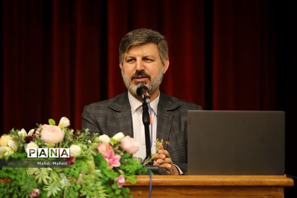 افتتاحیه دوره توانمندسازی معاونان و مربیان پرورشی مدارس استعدادهای درخشان