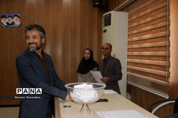 مجمع انتخابات هیات ورزش روستایی و عشایری وبازی های بومی و محلی استان بوشهر