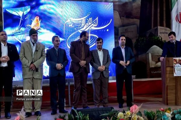 تقدیر از افتخار آفرینان کنکور سراسری و منتخب کشوری جشنواره نوجوان خوارزمی در ورامین