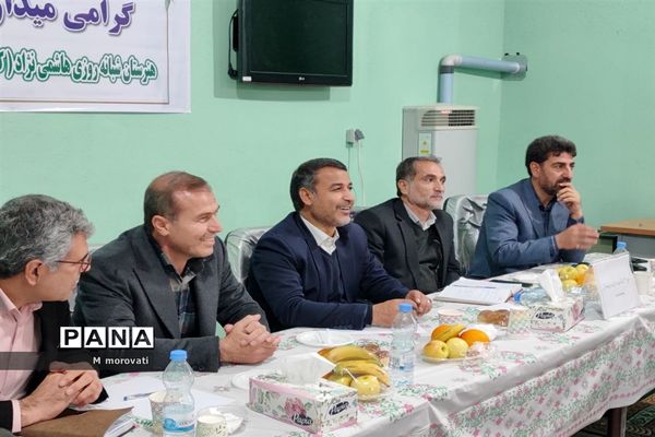 بازدید از کاشت قارچ و  گلخانه کاشت و پرورش خیار در هنرستان کشاورزی هاشمی نژاد شهر آشخانه