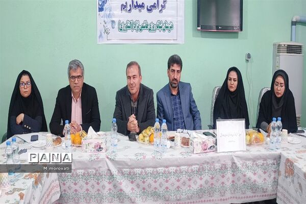 بازدید از کاشت قارچ و  گلخانه کاشت و پرورش خیار در هنرستان کشاورزی هاشمی نژاد شهر آشخانه