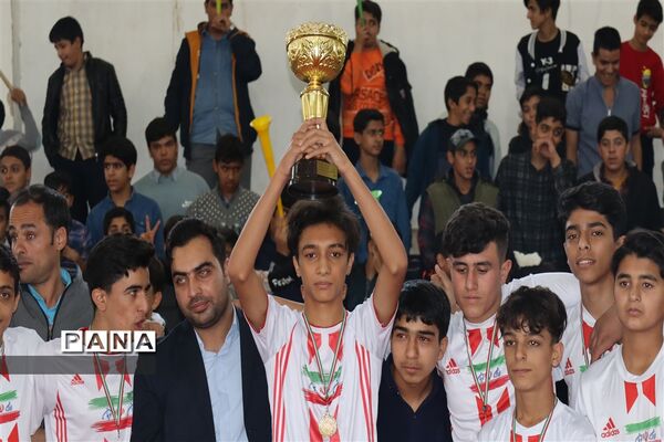 فینال رقابت‌های فوتسال دانش‌آموزی شهرستان میبد