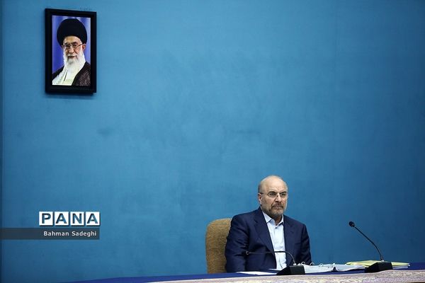 جلسه شورای عالی انقلاب فرهنگی