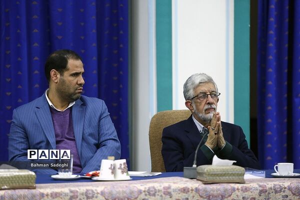 جلسه شورای عالی انقلاب فرهنگی
