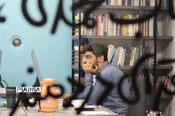 بازدید کارشناسان فرهنگی و هنری شهرستان‌های استان تهران از حوزه هنری انقلاب اسلامی