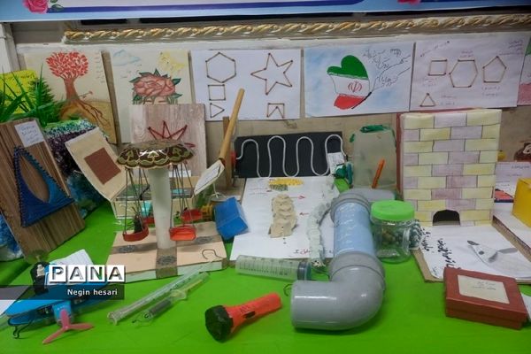 نمایشگاه دست‌سازه با وسایل دورریختنی در آموزشگاه ملوک زندی شهرستان پیشوا