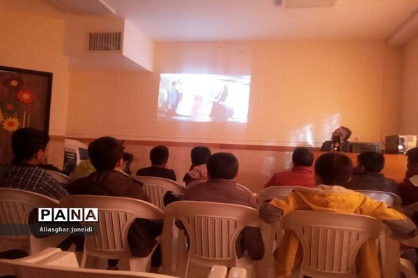 اردوی دانش‌آموزان آموزشگاه‌های شیخ جنید و علامه طباطبایی در دارالقرآن شهرستان پیشوا