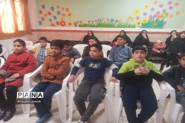 اردوی دانش‌آموزان آموزشگاه‌های شیخ جنید و علامه طباطبایی در دارالقرآن شهرستان پیشوا