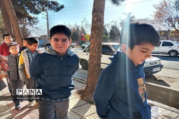 اردوی دانش‌آموزان آموزشگاه‌های شیخ جنید و علامه طباطبایی در دارالقرآن شهرستان پیشوا