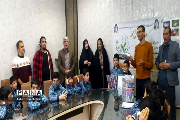 تقدیر از دانش‌آموزان پژوهشگر در زمینه علمی و فرهنگی و مقاله‌نویس آموزشگاه علامه‌طباطبایی