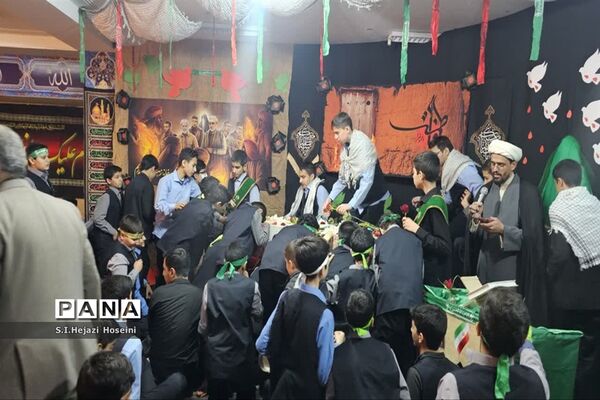 جلوه هایی از ارادت دانش‌آموزان مدارس قم به اهل بیت(ع) و شهدا-1