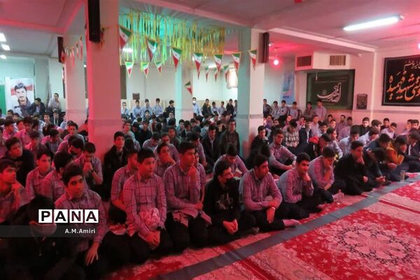 جلوه هایی از ارادت دانش‌آموزان مدارس قم به اهل بیت(ع) و شهدا-1