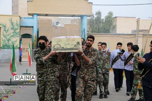 جلوه هایی از ارادت دانش‌آموزان مدارس قم به اهل بیت(ع) و شهدا-1