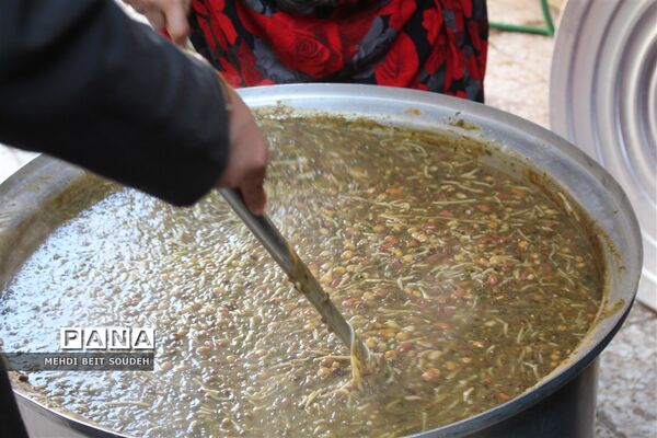موکب دانش‌آموزی سالروز شهادت حضرت ام البنین (س) در دبیرستان سروش