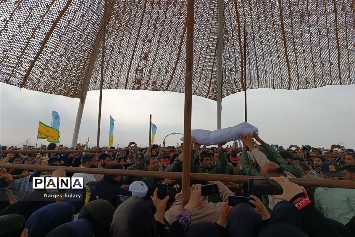 احساس غرور می کنم که قهرمان سرزمینم در مدرسه ما مهمان شده است