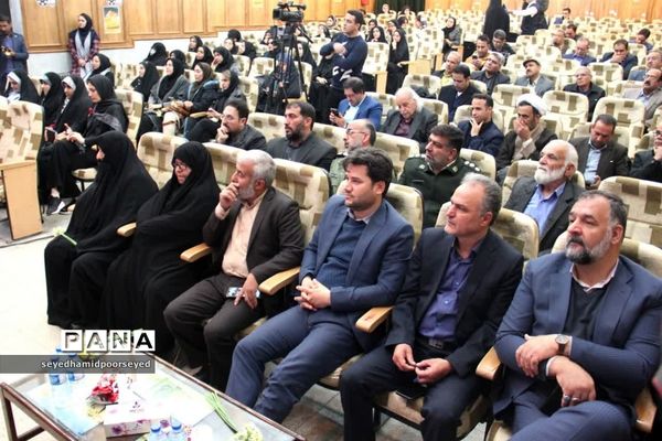 دهمین کنگره سراسری شعر کویربه میزبانی ابرکوه