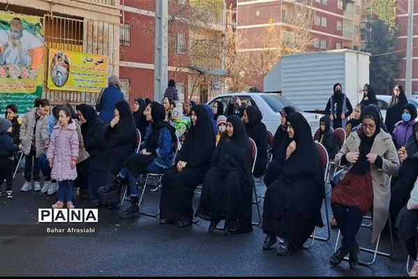 آیین تجلیل از دانش‌آموز رباط‌کریمی و صاحب مدال طلای جهان در مسابقات کاراته ۲۰۲۳ گرجستان